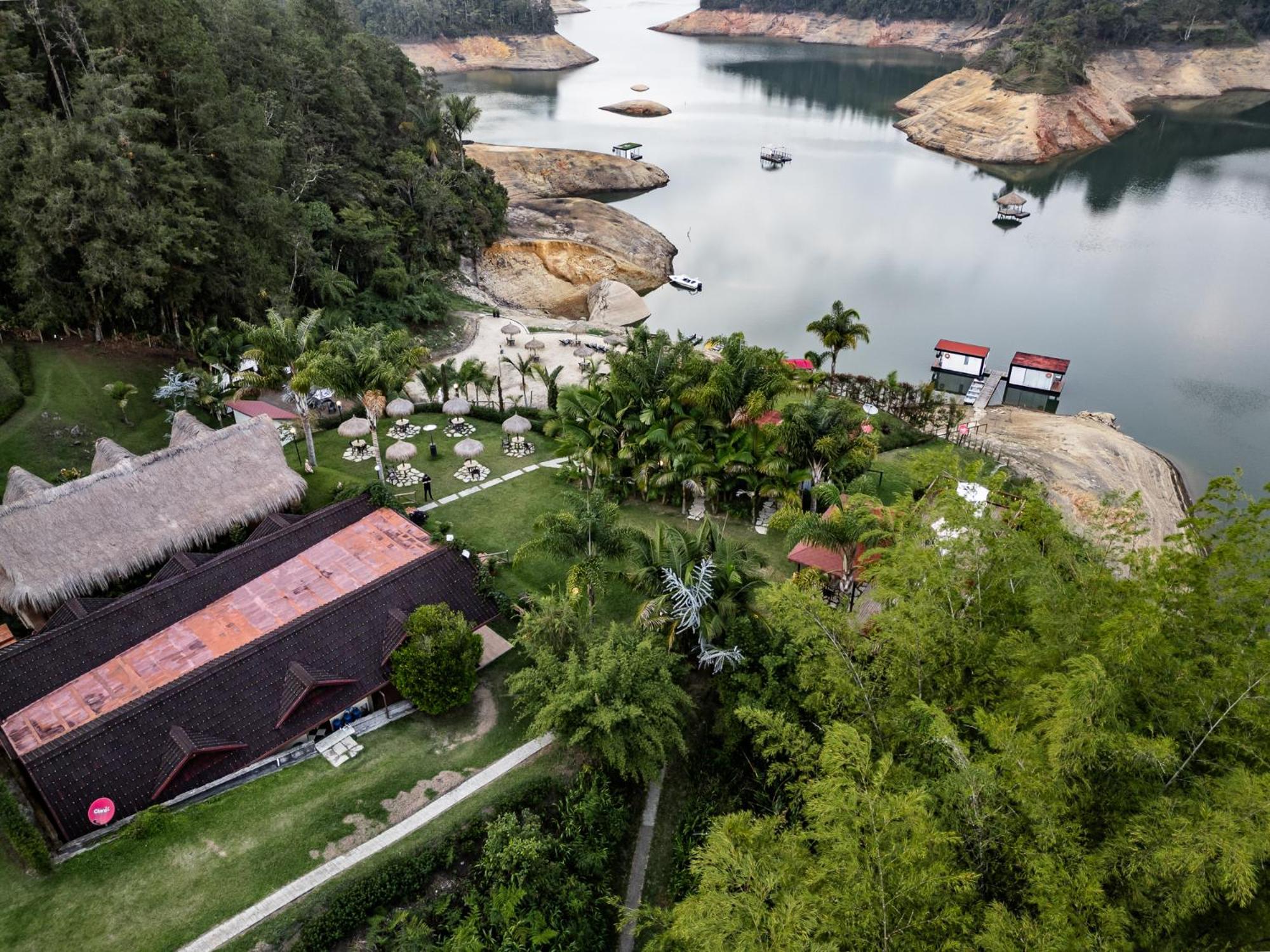 彼得拉桑塔酒店 Guatapé 外观 照片